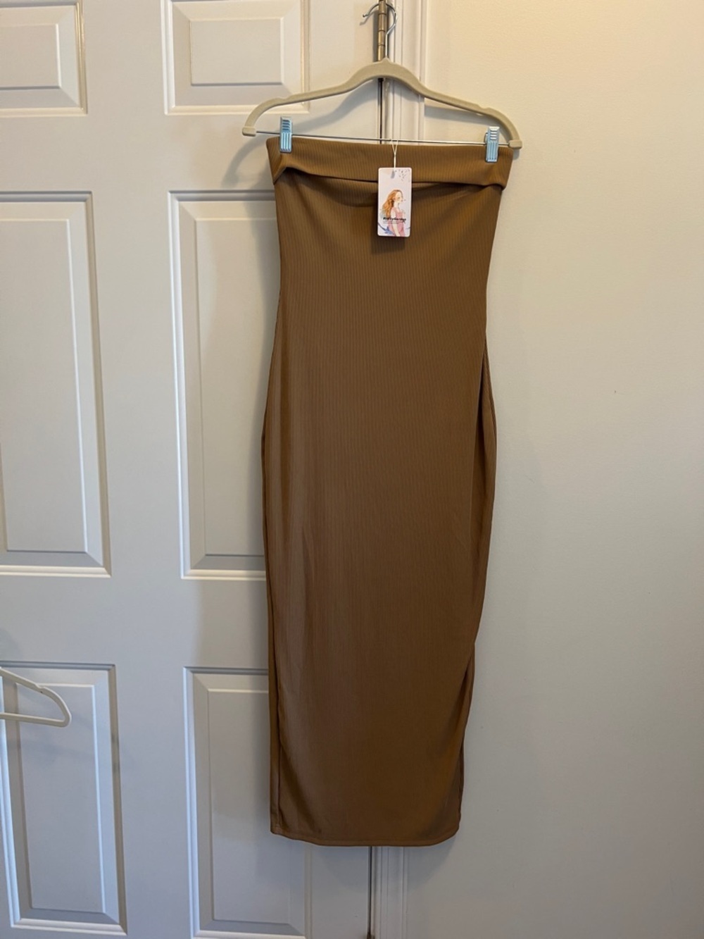 Pretty Garden  size S ribbed midi dress